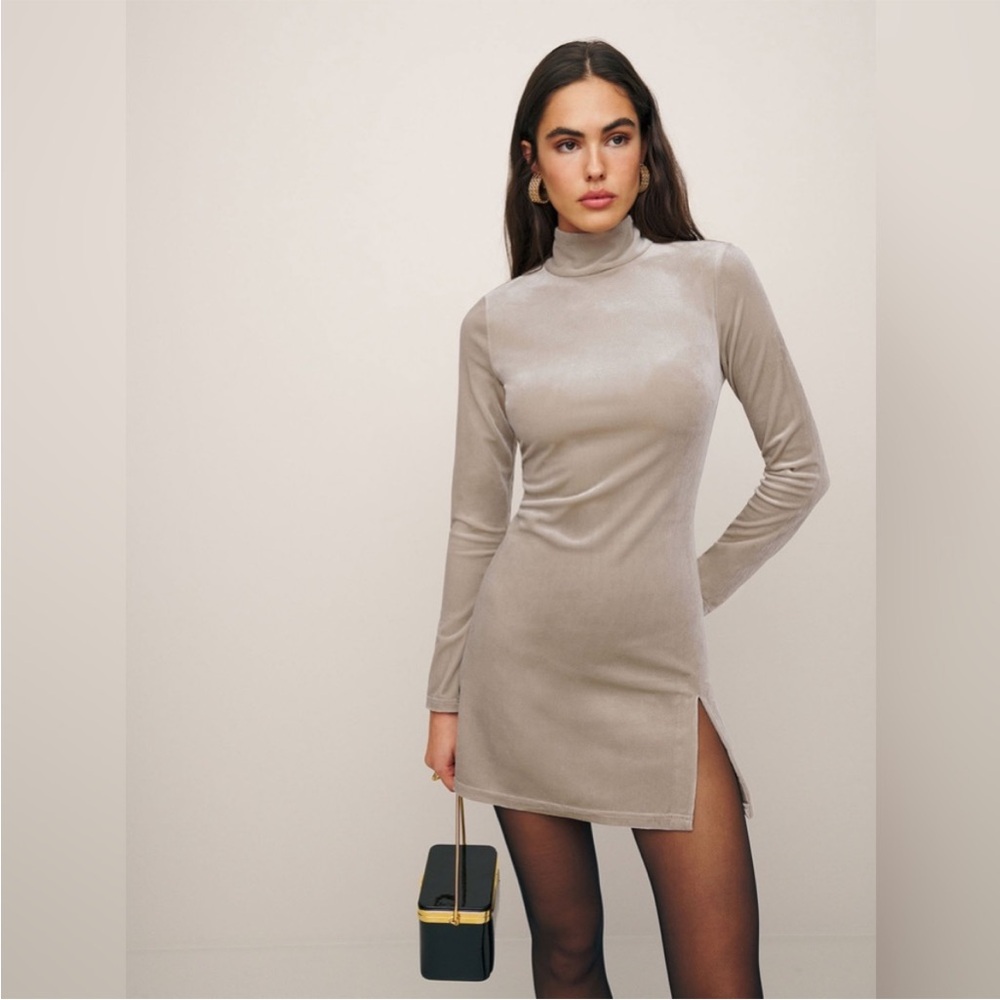 Reformation Libra Knit Dress. Champagne Velvet